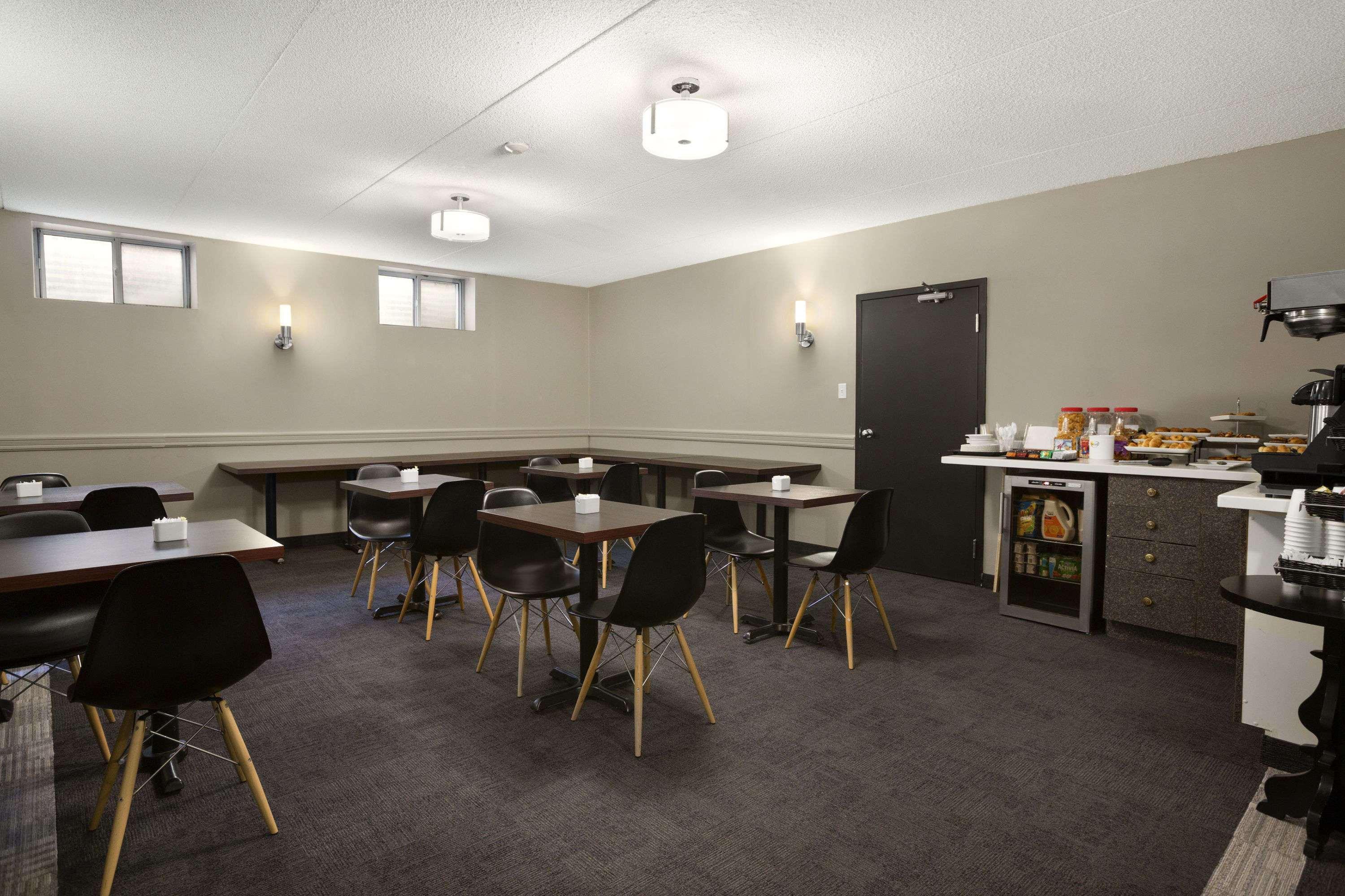 Days By Wyndham Motel 2*